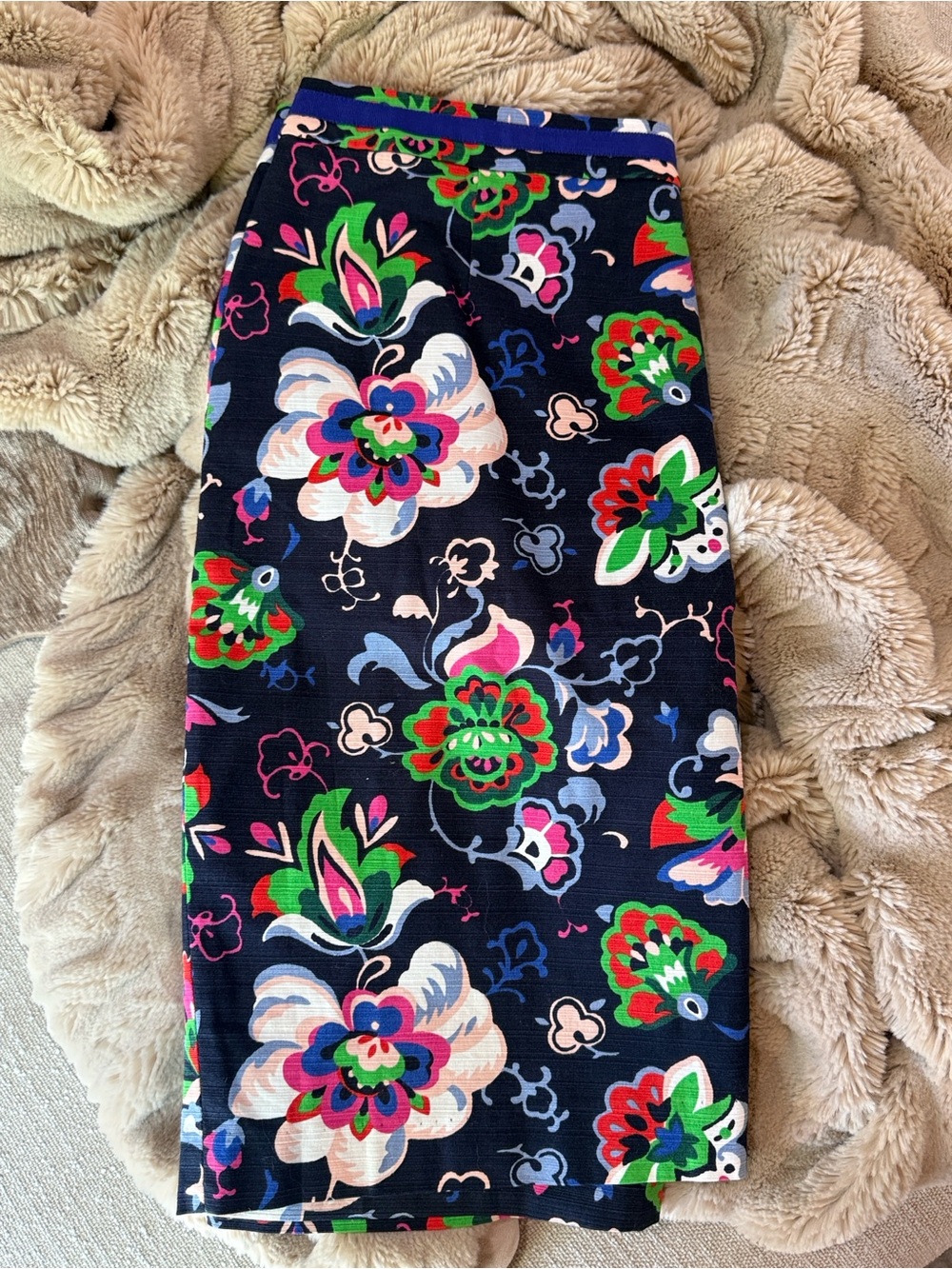 Boden Women’s Floral Pencil Skirt - Navy with Multicolor Floral Print